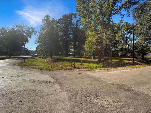 517 E Linney Street, Dayton, TX 77535