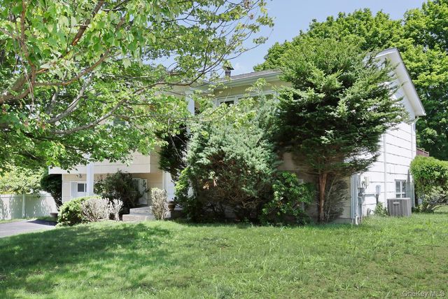 20 Woodridge Drive, Thiells, NY 10984