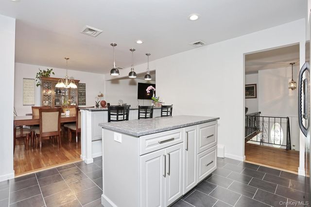 20 Woodridge Drive, Thiells, NY 10984
