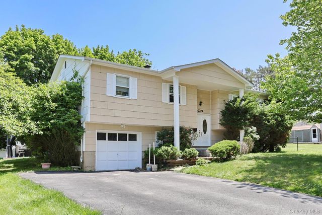 20 Woodridge Drive, Thiells, NY 10984