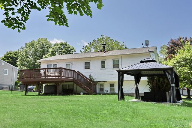 20 Woodridge Drive, Thiells, NY 10984