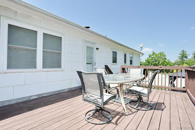 20 Woodridge Drive, Thiells, NY 10984