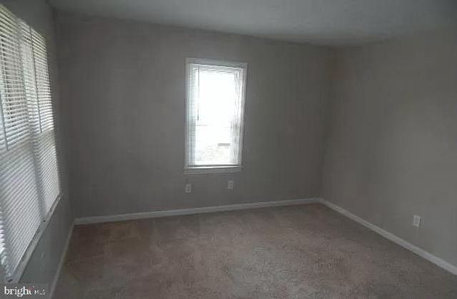 32 KESWICK AVE, Ewing, NJ 08638