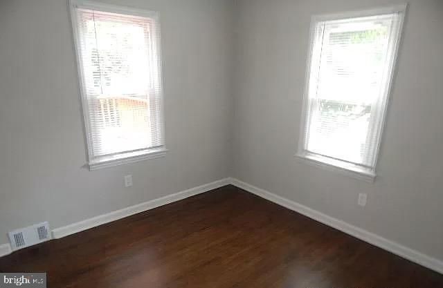 32 KESWICK AVE, Ewing, NJ 08638