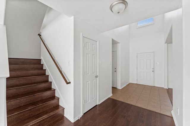 6 Druids Glen Place, The Woodlands, TX 77382