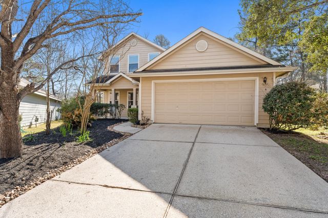 6 Druids Glen Place, The Woodlands, TX 77382