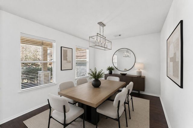 6 Druids Glen Place, The Woodlands, TX 77382