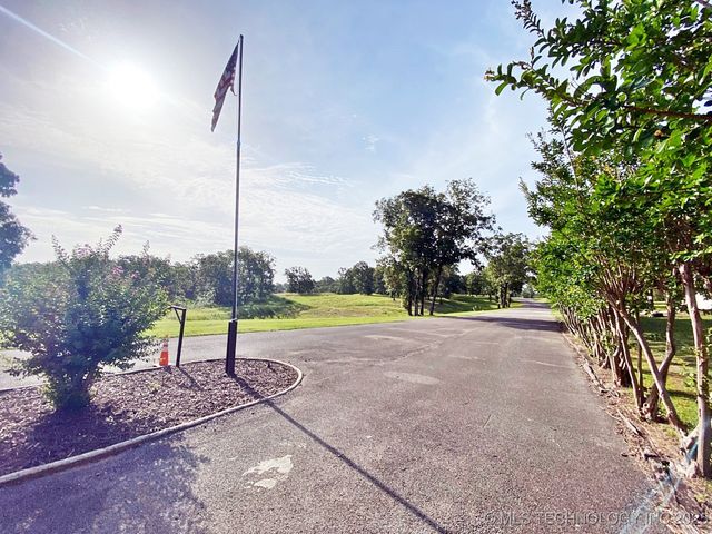 36429 S Cedar Road, Park Hill, OK 74451
