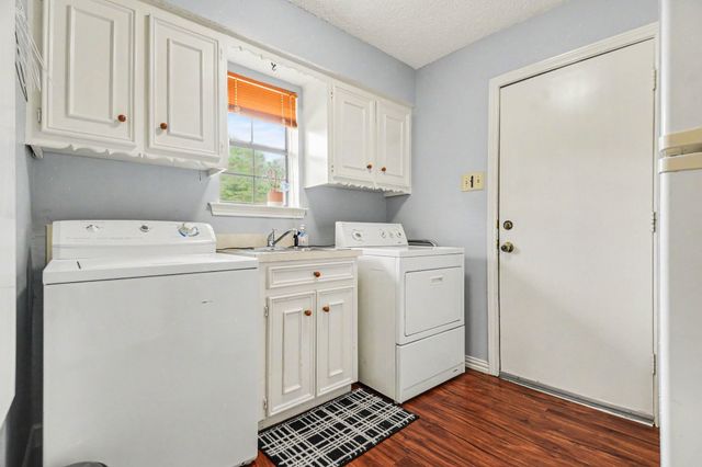 2212 Southern Court, Carrollton, TX 75006