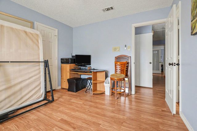 2212 Southern Court, Carrollton, TX 75006