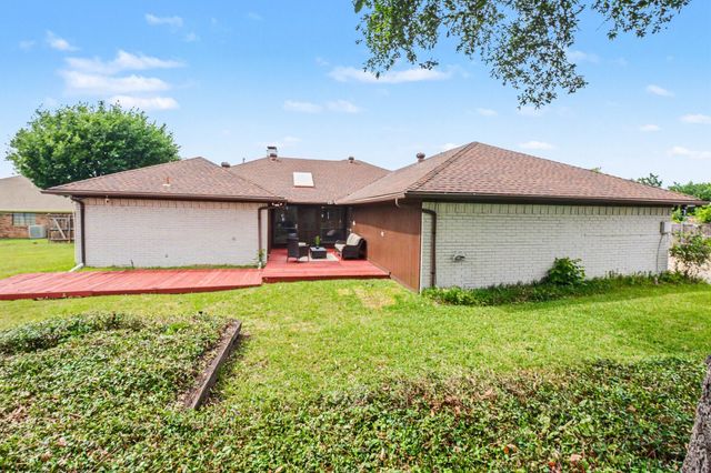 2212 Southern Court, Carrollton, TX 75006