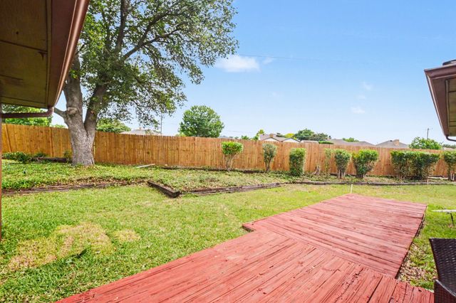 2212 Southern Court, Carrollton, TX 75006