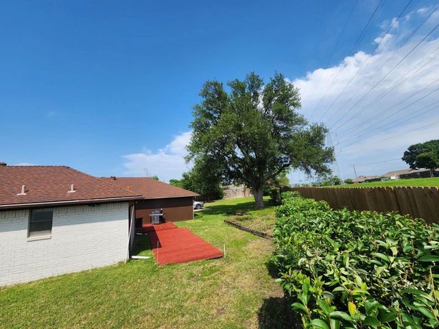 2212 Southern Court, Carrollton, TX 75006