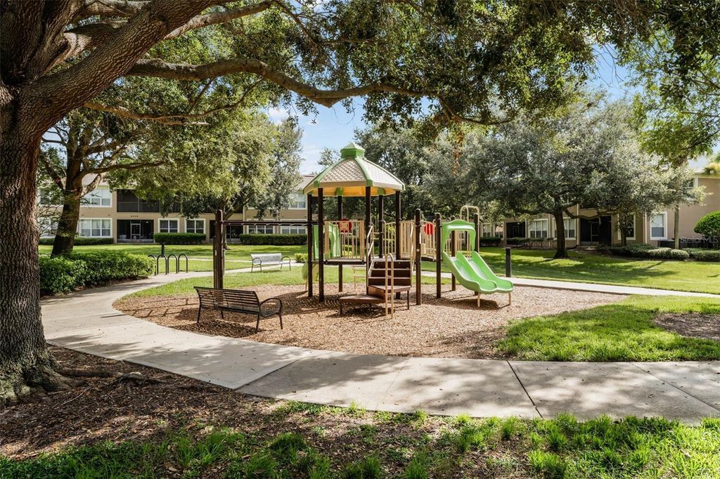 Image 46 of property listing at 2763 METRO SEVILLA DRIVE 103, Orlando, FL 32835