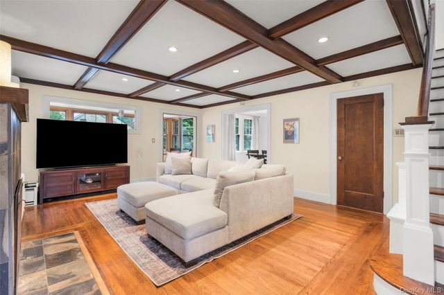 683 Forest Avenue, Larchmont, NY 10538