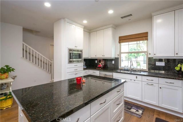 101 Painted Trellis, Irvine, CA 92620