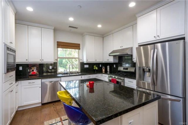 101 Painted Trellis, Irvine, CA 92620