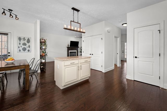 7921 Kirkfield Dr, Nashville, TN 37211