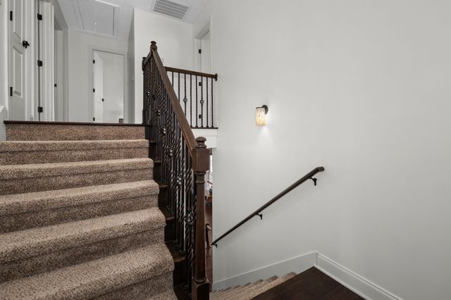 7921 Kirkfield Dr, Nashville, TN 37211