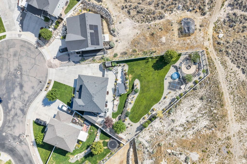 2104 E WEEPING CHERRY LN, Eagle Mountain, UT 84005 — photo 2