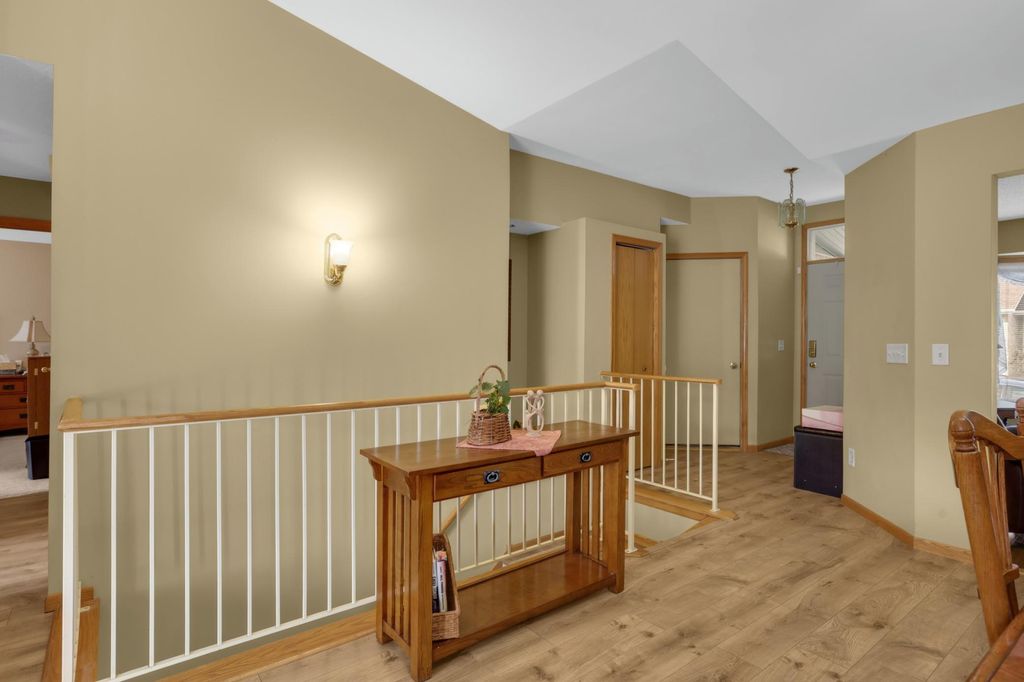 12818 Glen Court, Apple Valley, MN 55124 — photo 3