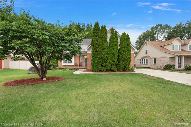 32916 Kelly Boulevard, Brownstown Charter Township, MI 48173