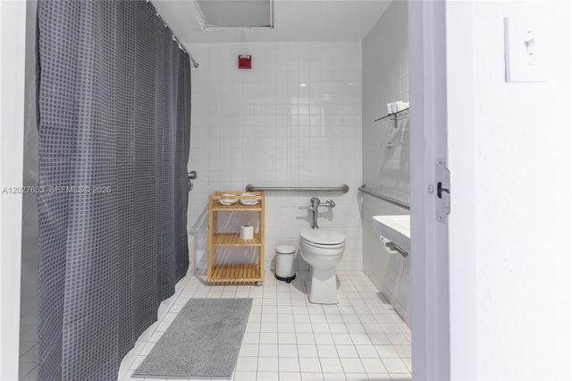 5445 Collins Avenue 1105, Miami Beach, FL 33140