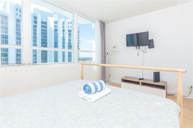 5445 Collins Avenue 1105, Miami Beach, FL 33140