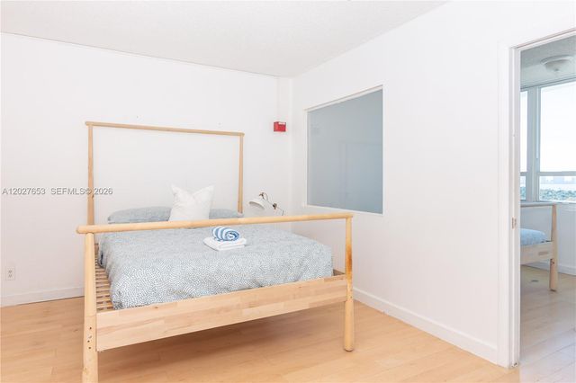 5445 Collins Avenue 1105, Miami Beach, FL 33140