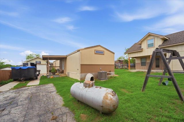 112 Storm CT, Kyle, TX 78640