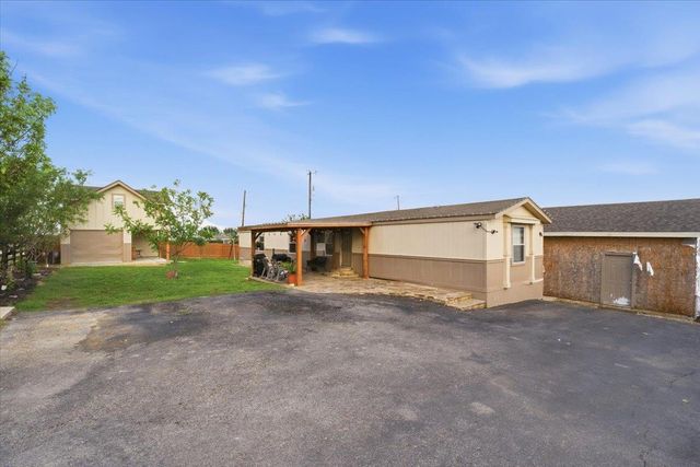 112 Storm CT, Kyle, TX 78640