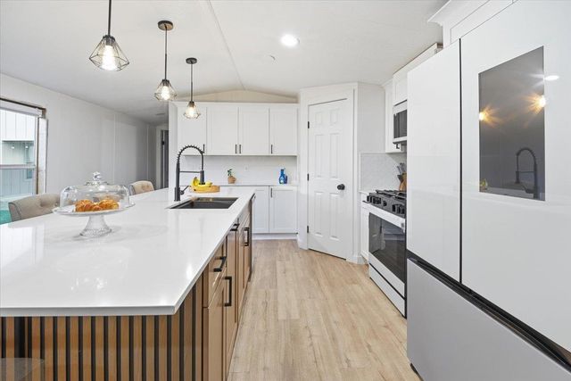 112 Storm CT, Kyle, TX 78640