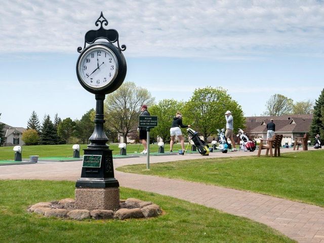 5507 Scenic Loop Run, Victoria, MN 55386