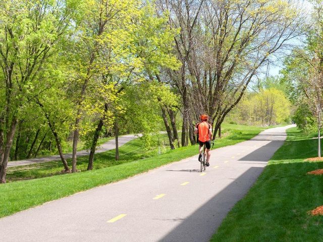 5507 Scenic Loop Run, Victoria, MN 55386