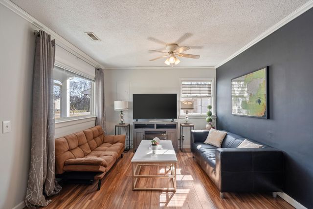 205 Tammy Dr, Gallatin, TN 37066