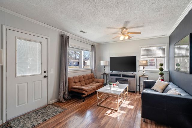 205 Tammy Dr, Gallatin, TN 37066