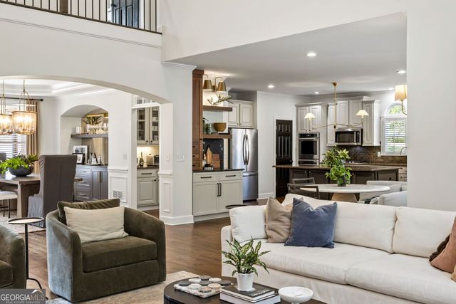 190 Oakhurst Leaf Drive, Milton, GA 30004
