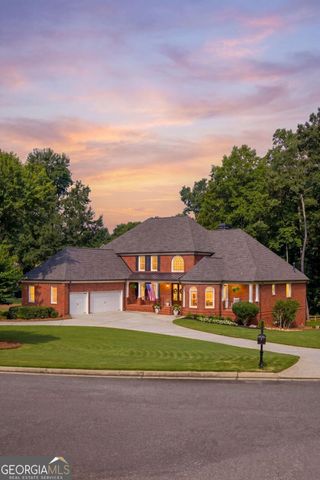 190 Oakhurst Leaf Drive, Milton, GA 30004
