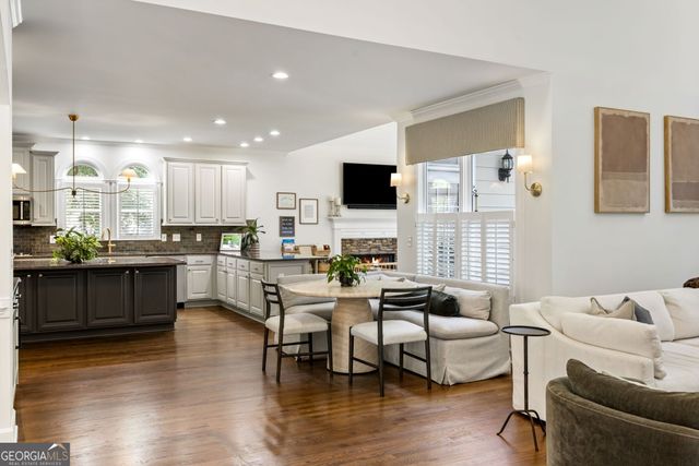 190 Oakhurst Leaf Drive, Milton, GA 30004
