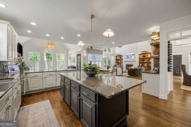 190 Oakhurst Leaf Drive, Milton, GA 30004