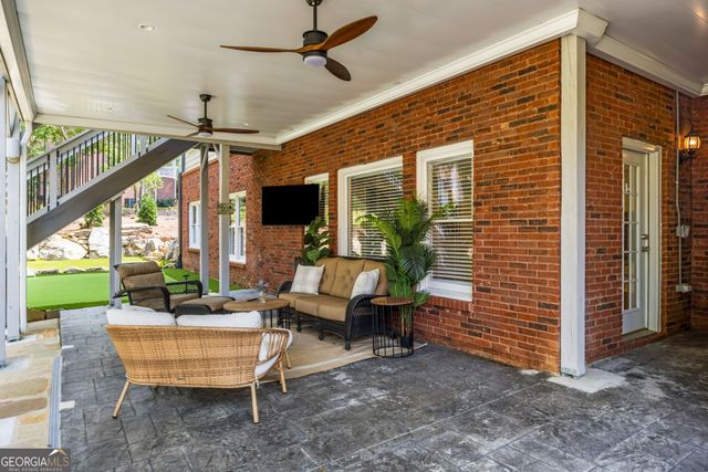 190 Oakhurst Leaf Drive, Milton, GA 30004