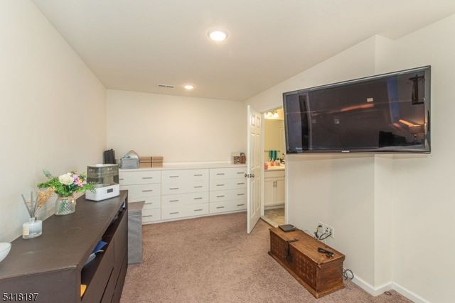 11 ALBERT CT, Randolph Twp., NJ 07869