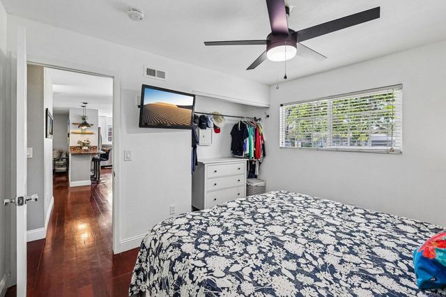 9510 Tuthill Way, Santee, CA 92071