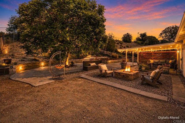 9510 Tuthill Way, Santee, CA 92071