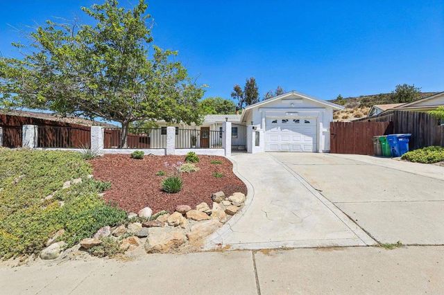 9510 Tuthill Way, Santee, CA 92071