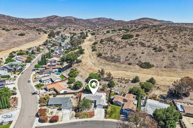 9510 Tuthill Way, Santee, CA 92071