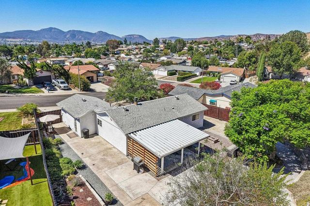 9510 Tuthill Way, Santee, CA 92071