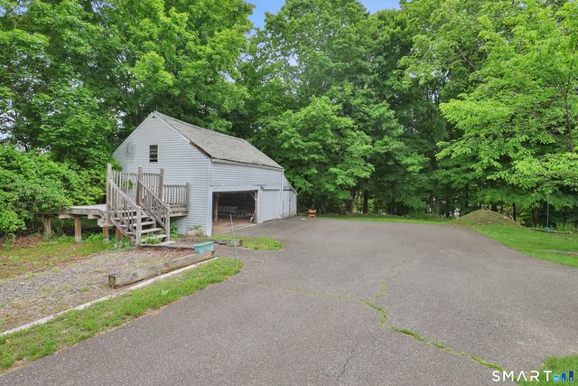 89 Clark Hill Road, Prospect, CT 06712