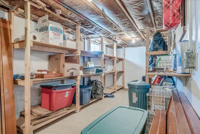 1800 Ginder Road NW, Lancaster, OH 43130