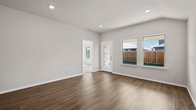 6022 Midsummer Drive, Crandall, TX 75114